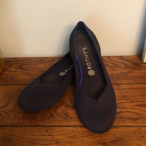 Navy Blue Rothy’s Round Toe Flats